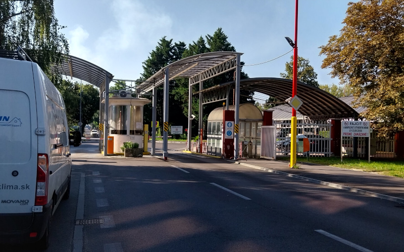 Vstup pre osobné autá Slovnaft 2